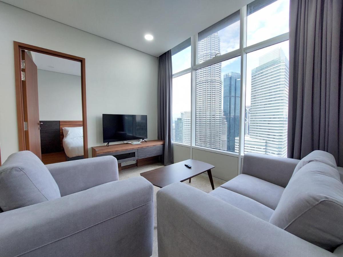Sky Suites With Klcc Twin Tower View By Irent365 Kuala Lumpur Eksteriør bilde