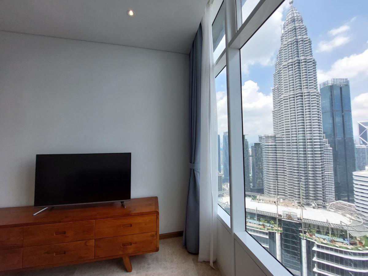 Sky Suites With Klcc Twin Tower View By Irent365 Kuala Lumpur Eksteriør bilde